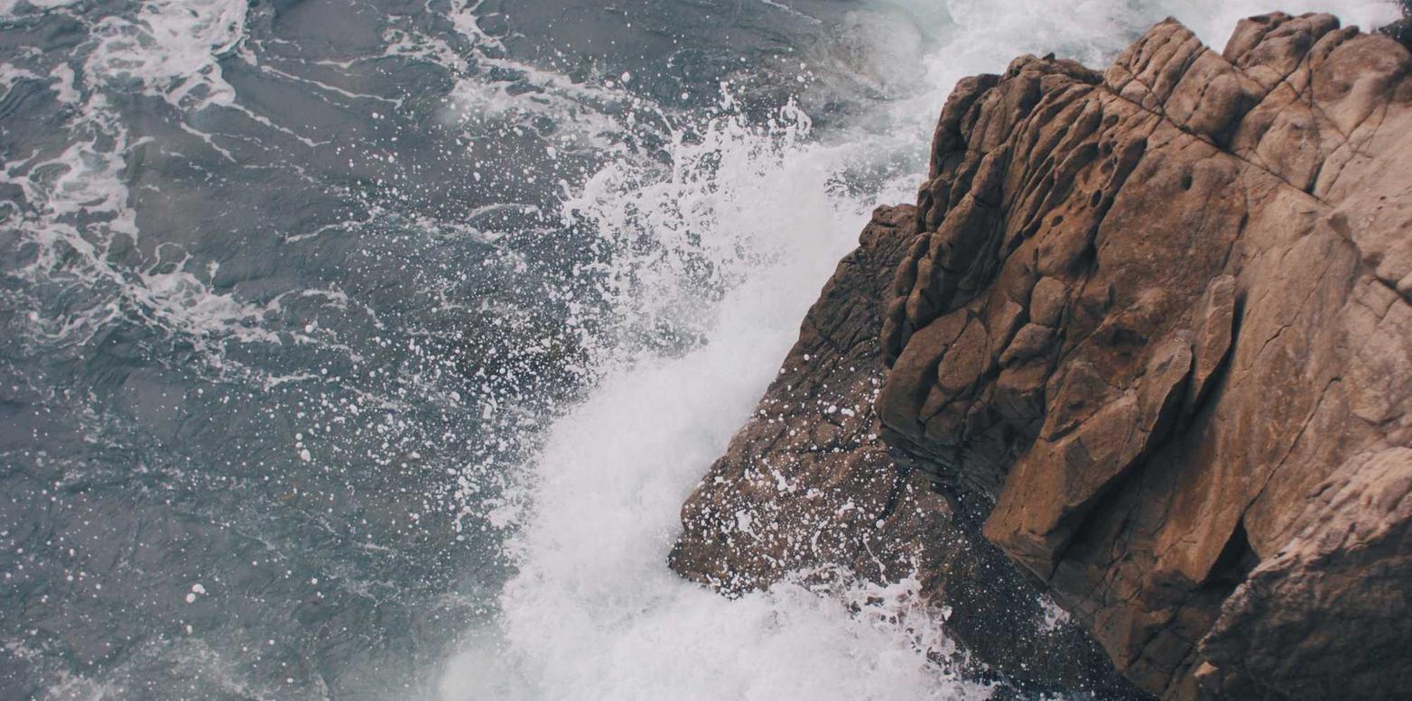 香烟对社会的影响:从健康,经济和文化角度跨越时空的考察