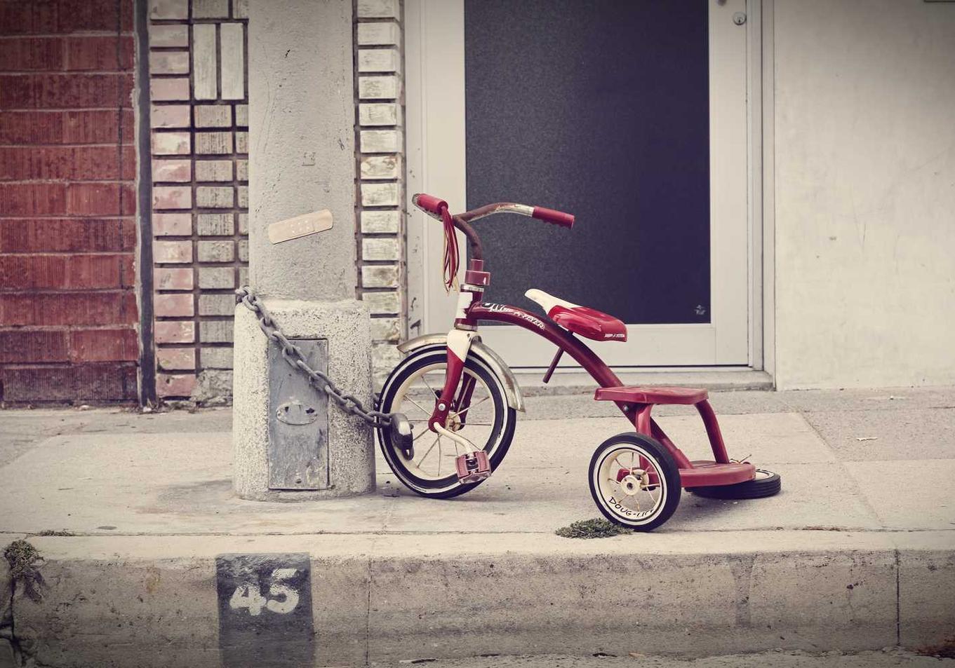 马尔斯哈密瓜爆珠(粗):舟山企业注册代理机构电话