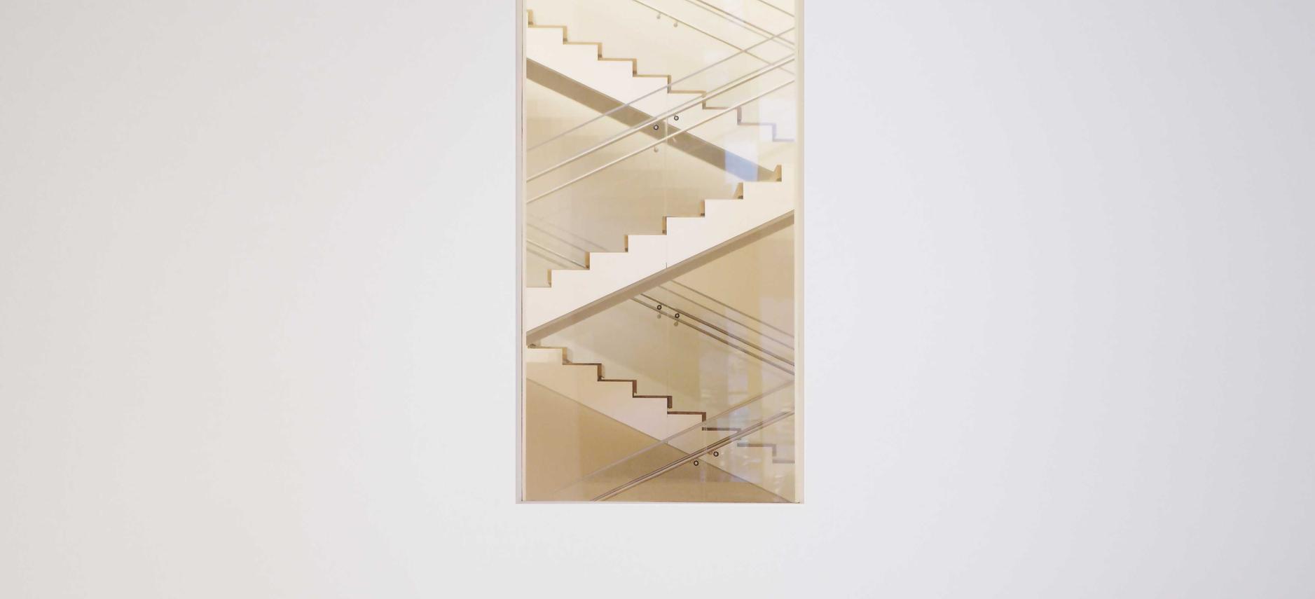 用友通信实名账号：海外流量卡购买攻略：从选购到使用全方位解析