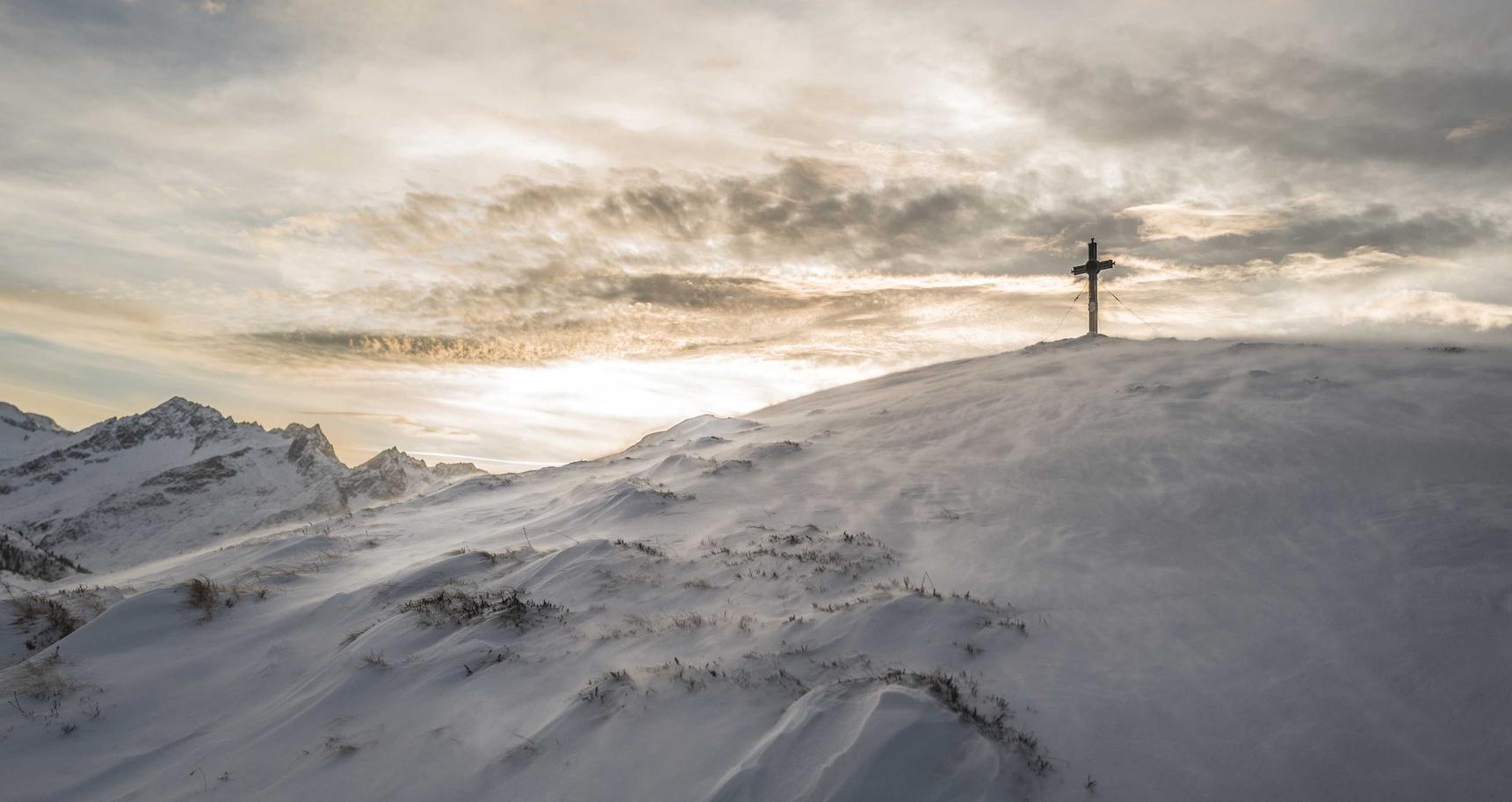 星美通信实名账号:如何通过短信来追踪和回收未支付的账单
